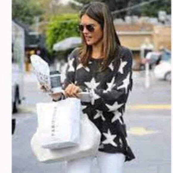 💥ICONIC💥Wildfox Seeing Stars Distressed Lennon Sweater in Vintage Black - Picture 5 of 10